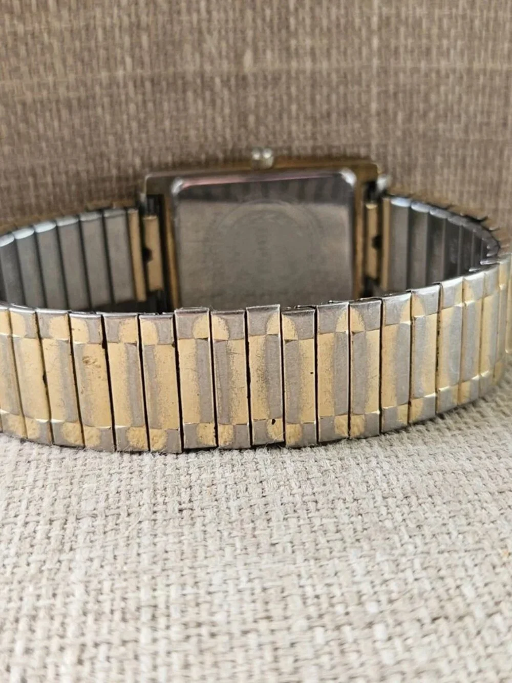 Vintage Berenger Men Wristwatch Gold Tone Metal Band Analog Quartz Wrist Watch